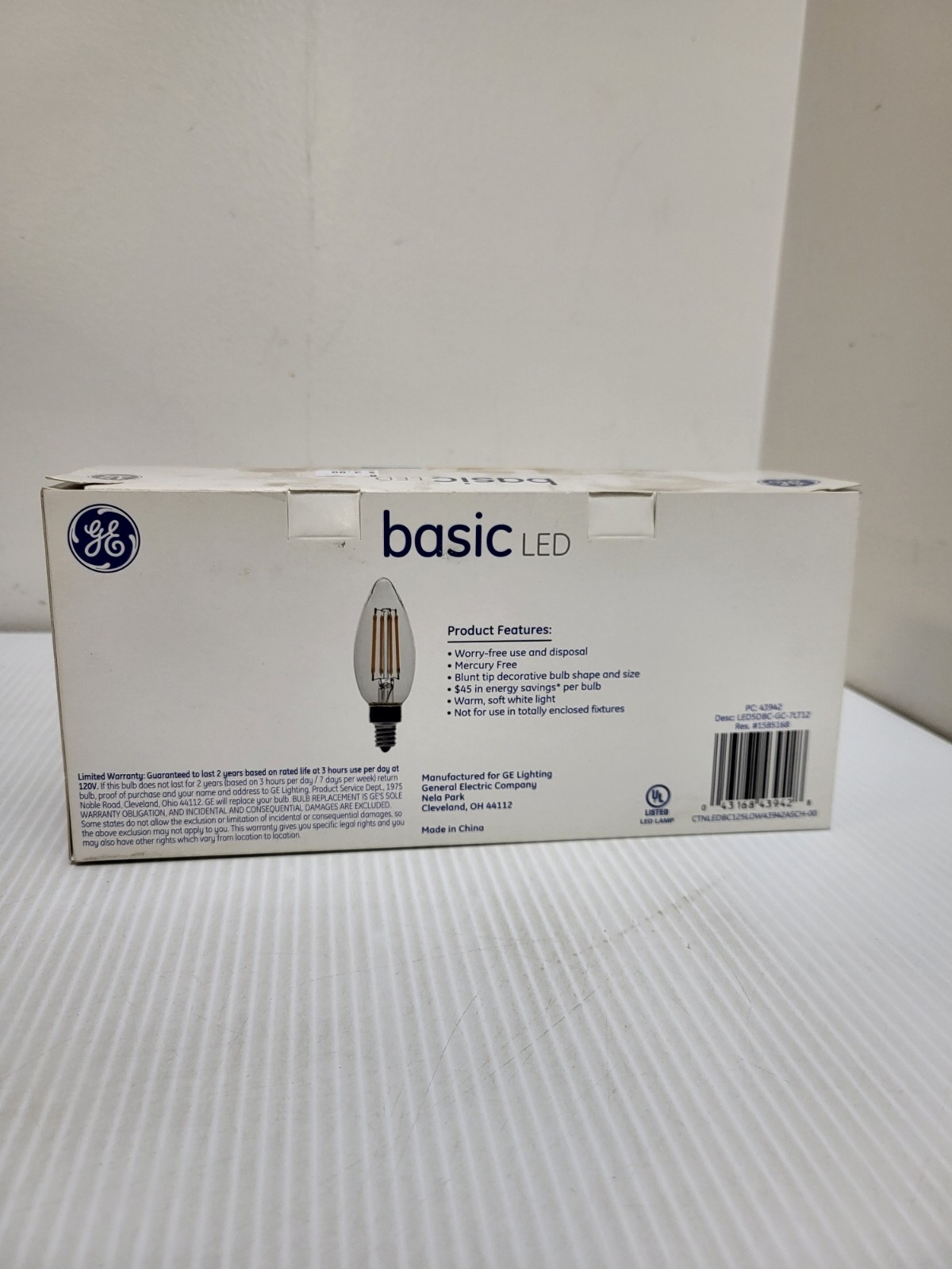 GE Basic LED 12 Pack Light Bulbs Candelabra Base 475 Lumens 60w Soft White gallery