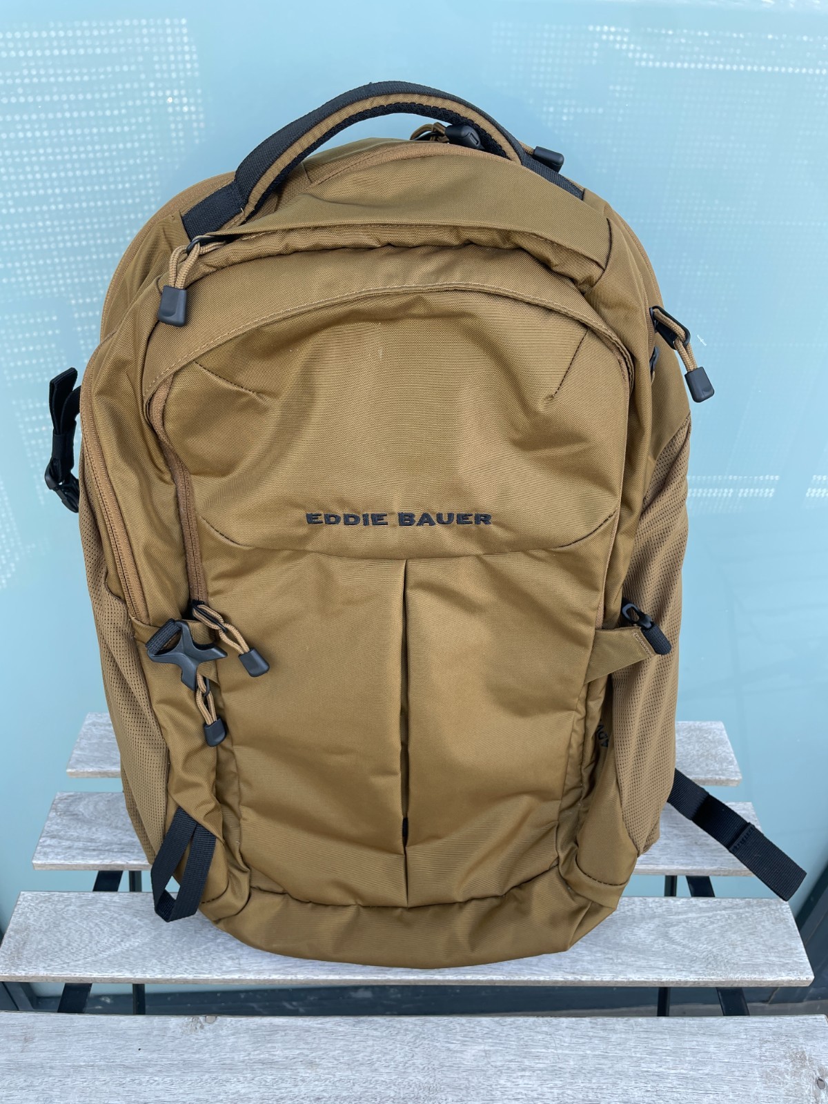 Eddie Bauer Adventurer 30L Backpack READ