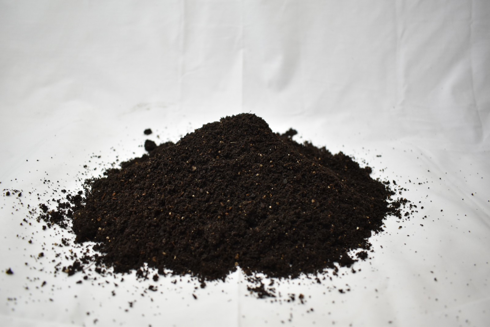 1 Gallon (4-5lbs) Organic Worm Castings Fertilizer – Living Soil – Free Shipping gallery