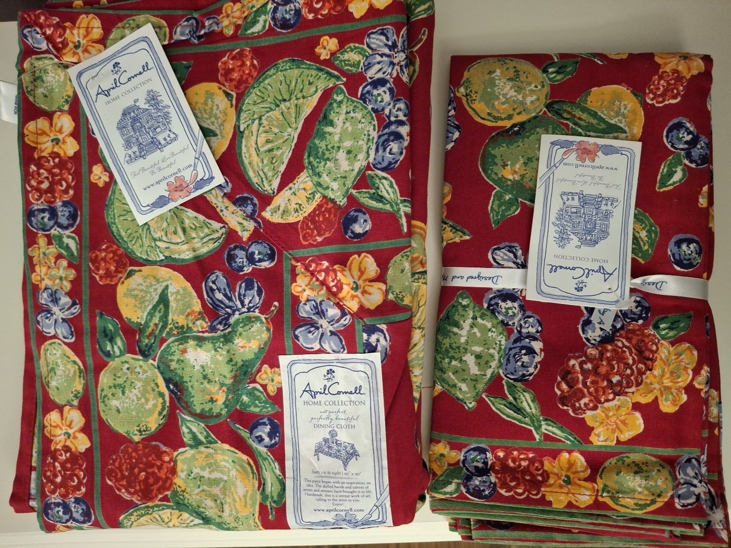 April Cornell 60x90" Rectangle Table Cloth +4 Napkins Red Fruit Cottage Core 6-8 gallery