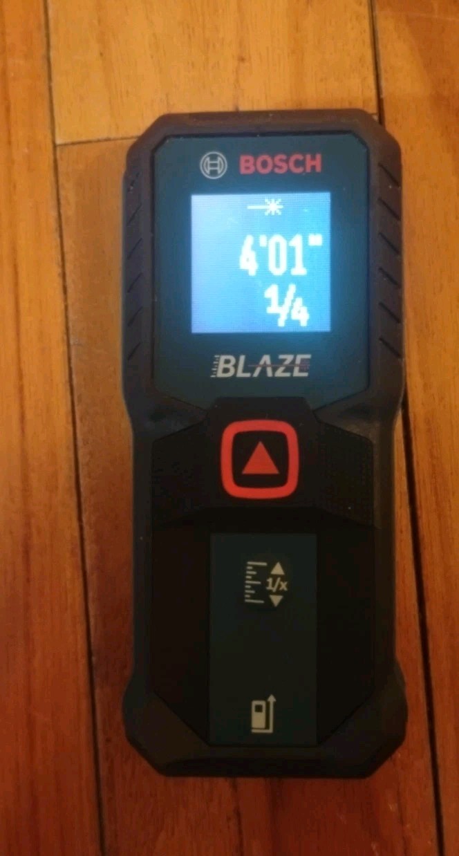 Bosch Blaze 100ft Backlit Laser Measure - Blue (GLM100-23)Open Box,Box Damaged gallery