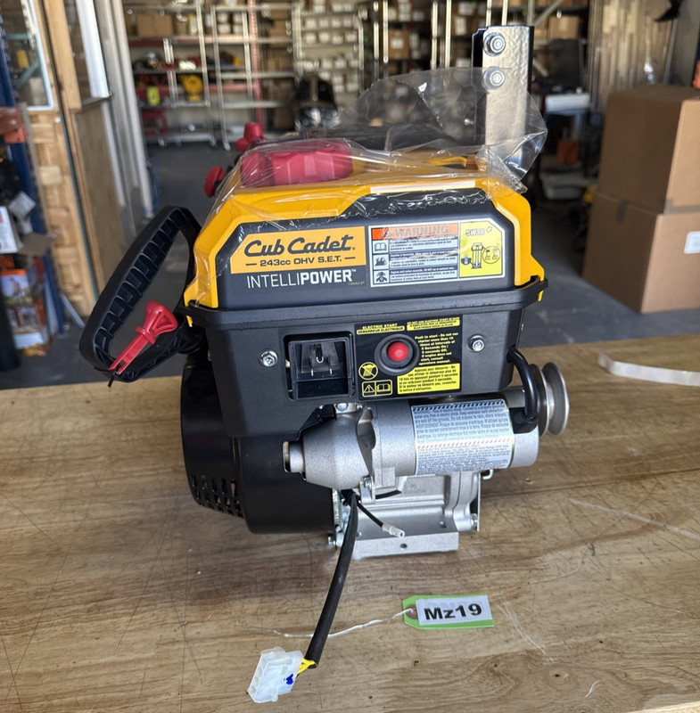 New OEM Engine assembly for Cub Cadet Snow blower 26inch 2stage. 243cc.-MZ19 gallery