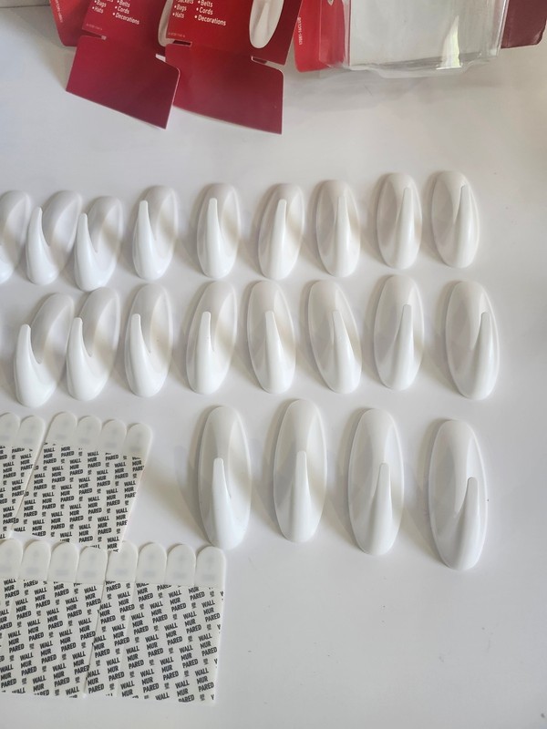 Command Medium Designer Hooks, 44 Hooks and 56 Strips, Holds up to 3 lb gallery