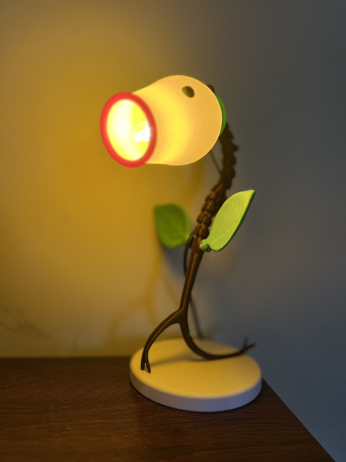 Pokémon Bellsprout Night Lamp gallery