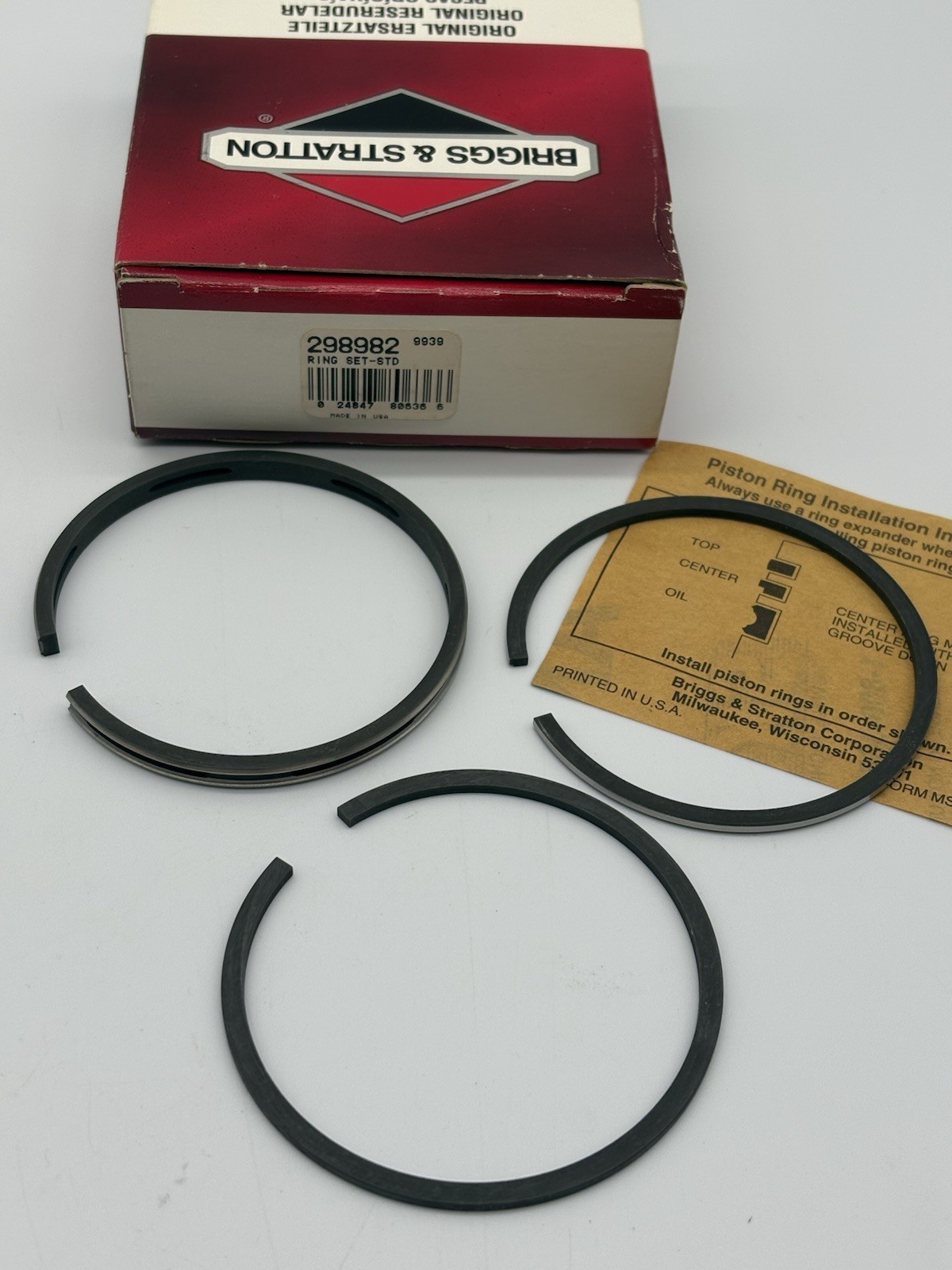 NOS Briggs & Stratton OEM 298982 Ring Set - STD gallery