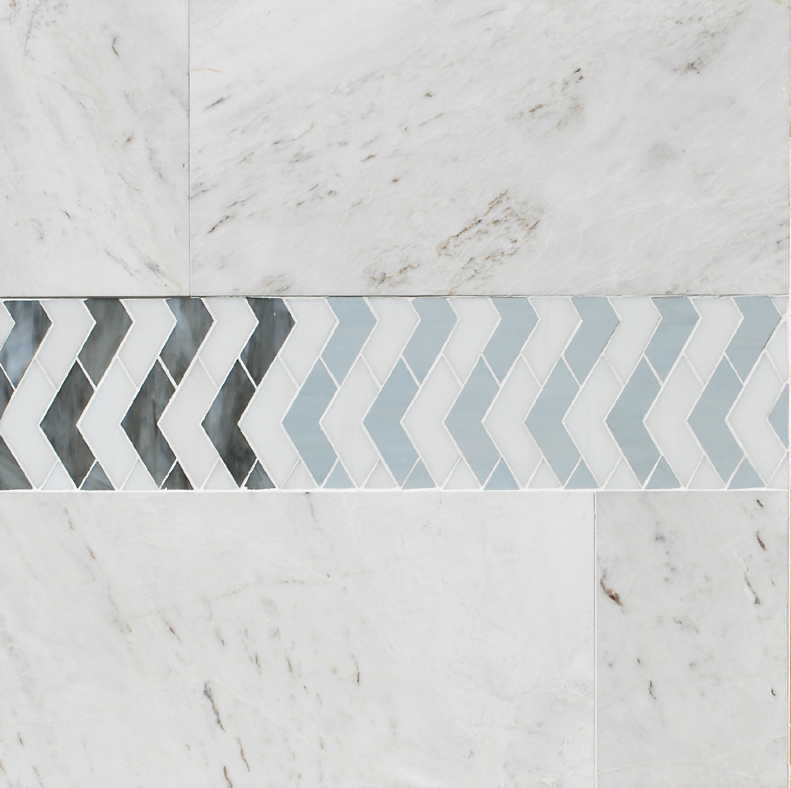 CHEVRON LIGHT GREY WITH WHITE GLASS TILE MOSAIC BACKSPLASH (SOLD BY THE SHEET) gallery