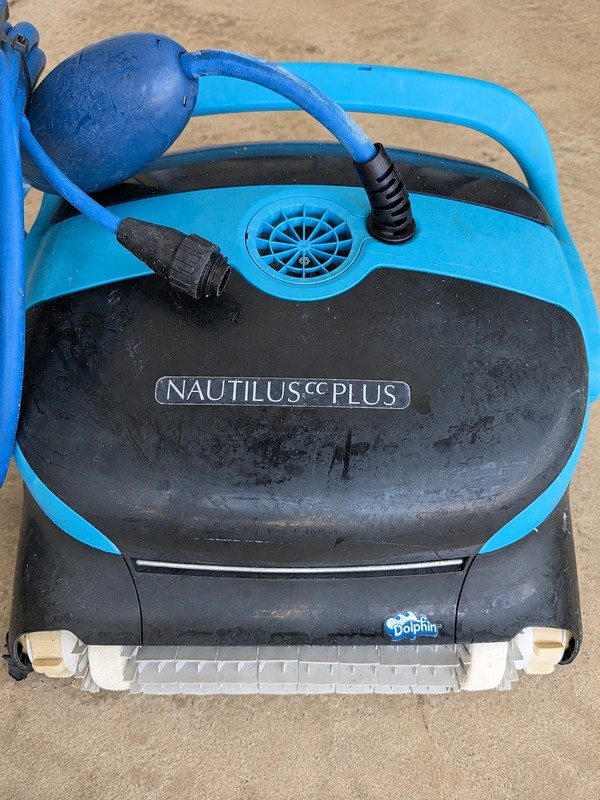 Dolphin Nautilus CC Plus Robotic Pool Cleaner w/ Tested Power Supply - For Parts gallery