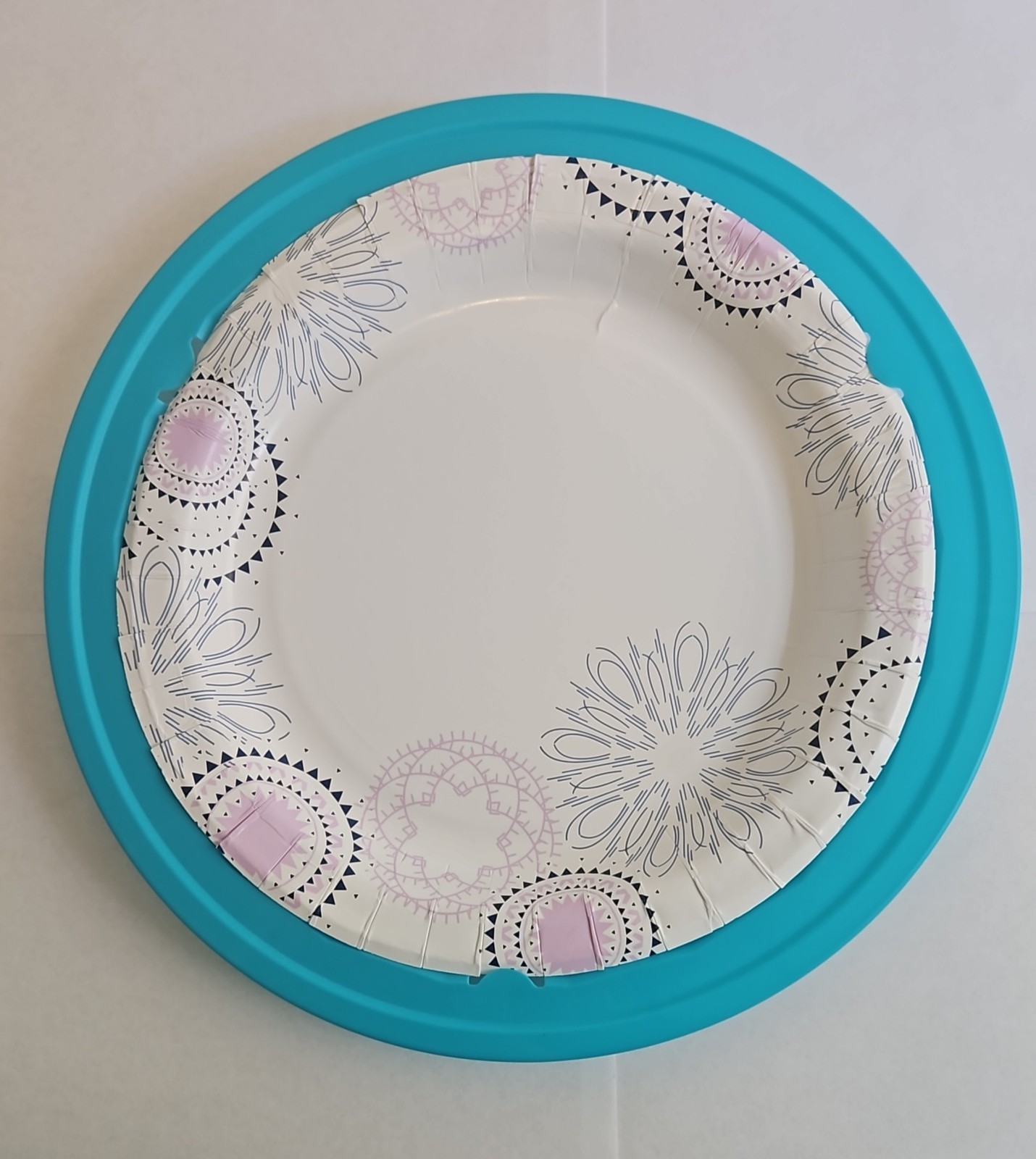 Reusable Plastic 10" Paper Plate Holders Set of 4 Teal PICNICS,BBQ,CAMPING gallery