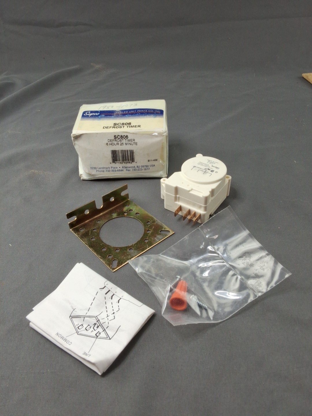 Supco Refrigerator SC806 Defrost Timer, 6 Hour, 25 Minute gallery