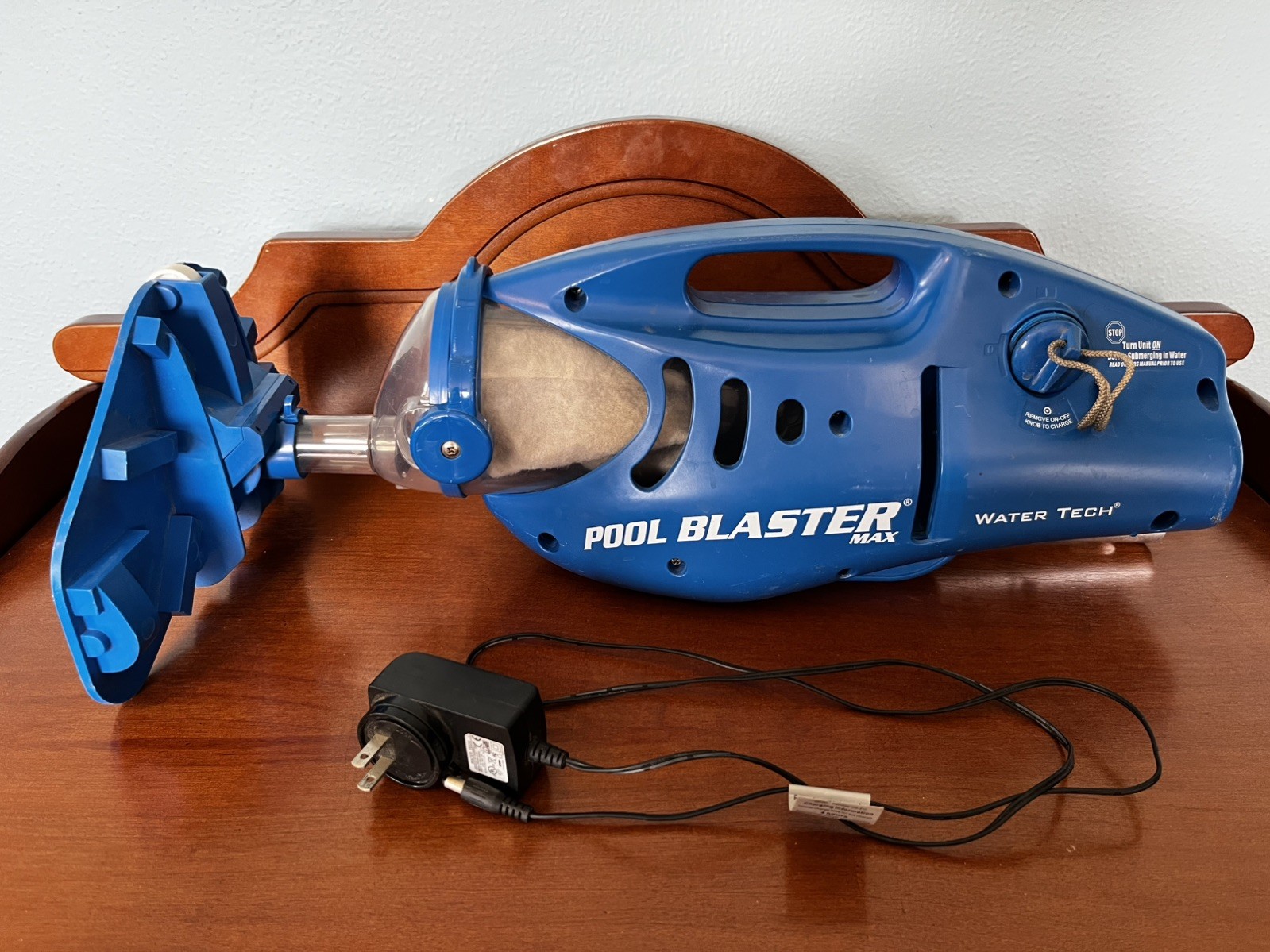 Water Tech Pool Blaster MAX Commercial Cordless Pool Spa Vacuum WORKING C312 gallery