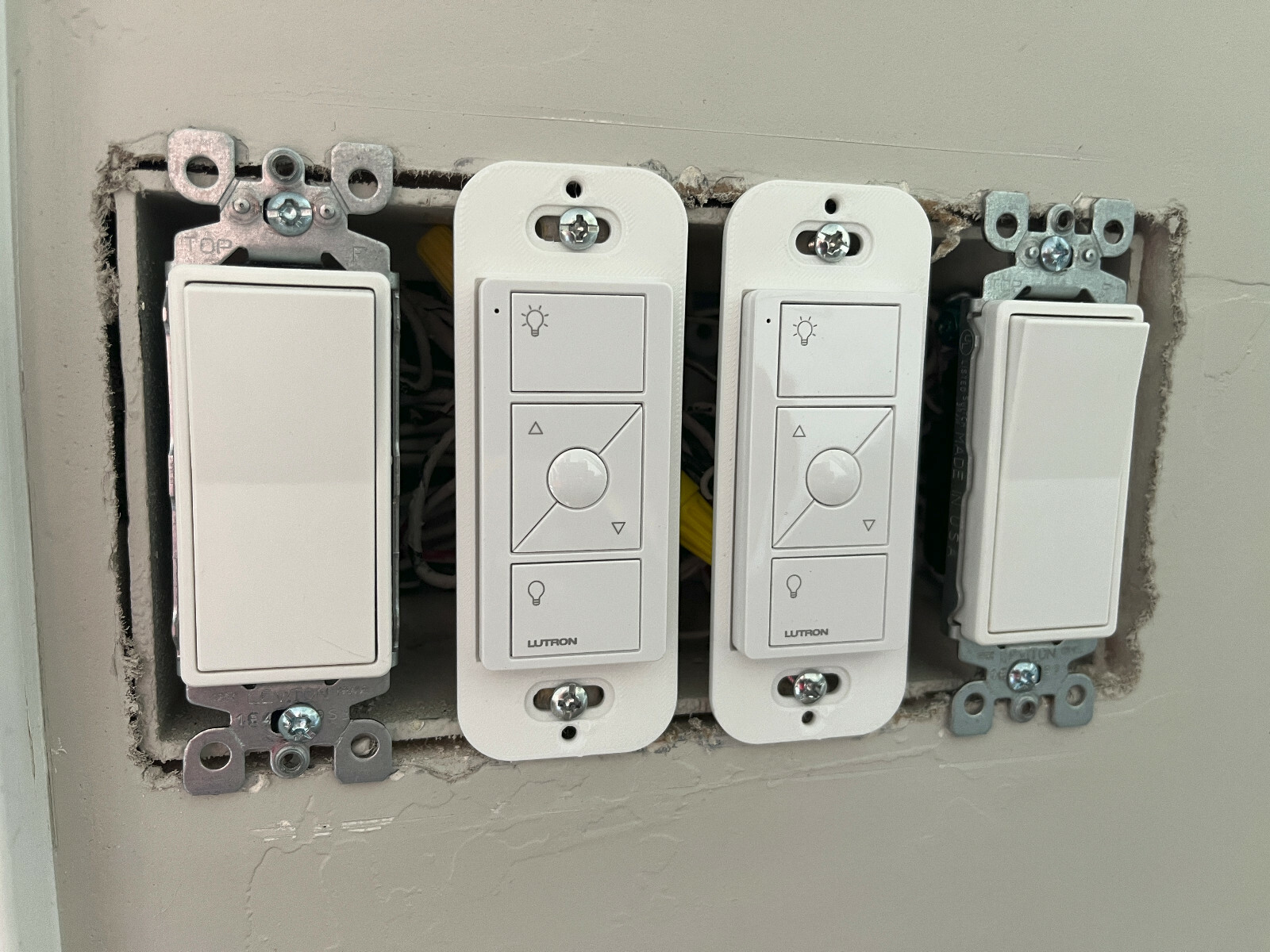4 Pack - Bulk Wallplate Brackets for Lutron Caseta Pico Remote - 3D Printed gallery