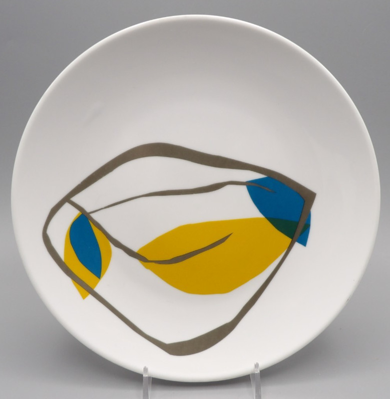 Crate & Barrel CB2 Salad Plates Abstract Leaf Design Set of 2 gallery