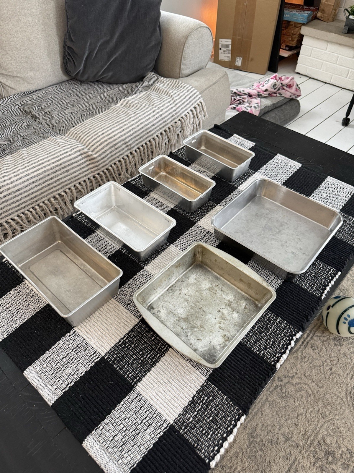 Silver Aluminum Rectangle Square Loaf and Baking Pans Six-Piece Set, Loaf Pan gallery