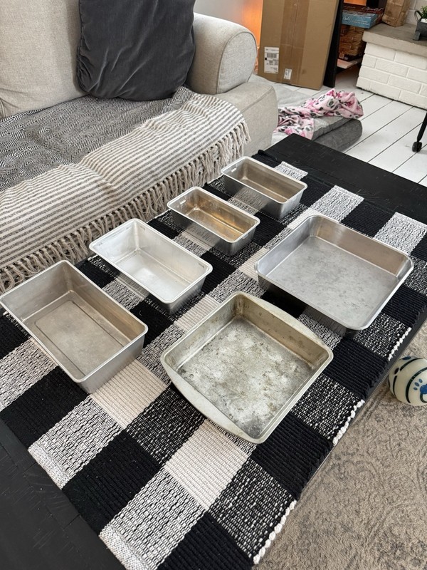 Silver Aluminum Rectangle Square Loaf and Baking Pans Six-Piece Set, Loaf Pan gallery