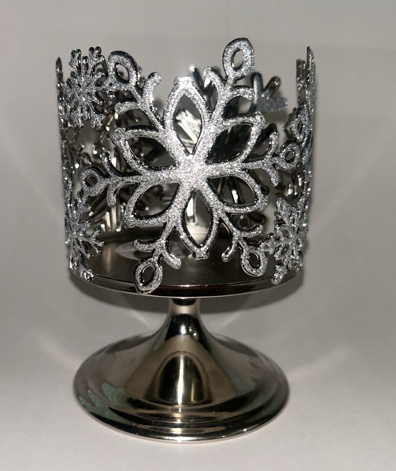 Bath & Body Works Silver Glitter Snowflakes Stars Pedestal 3 Wick Candle Holder gallery