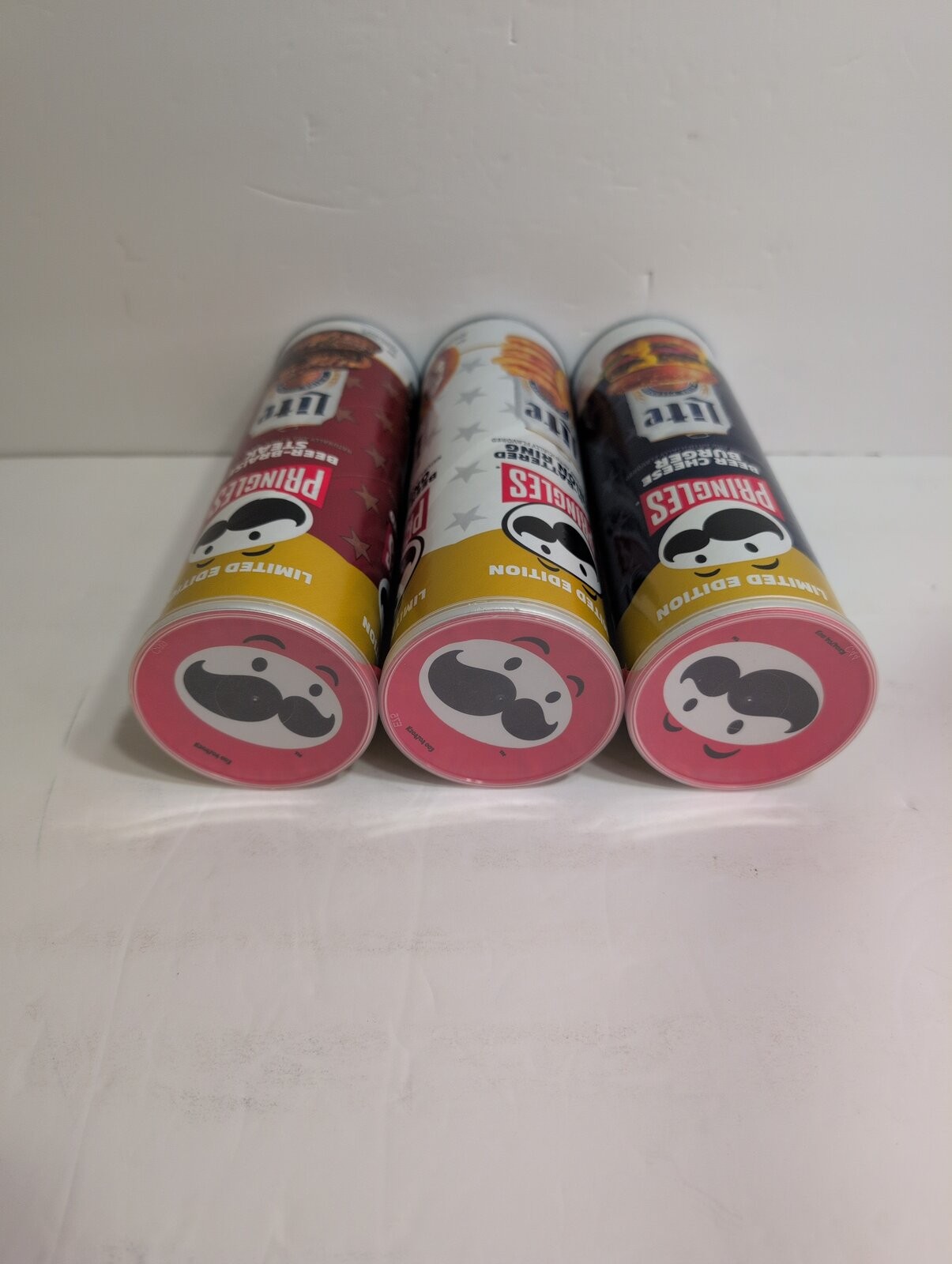 Pringles Miller Lite 3 Pack - Beer Steak - Cheeseburger - Onion Ring - Limited gallery