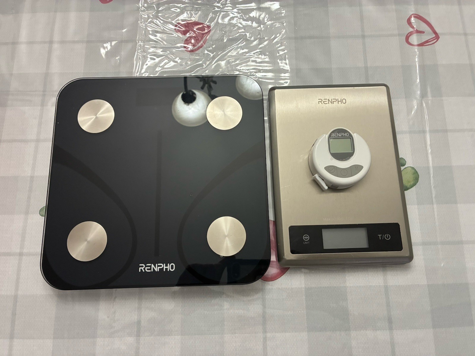 RENPHO Bluetooth Body Fat Weight Scale, Food Scale And Measuring Tape.. USED gallery
