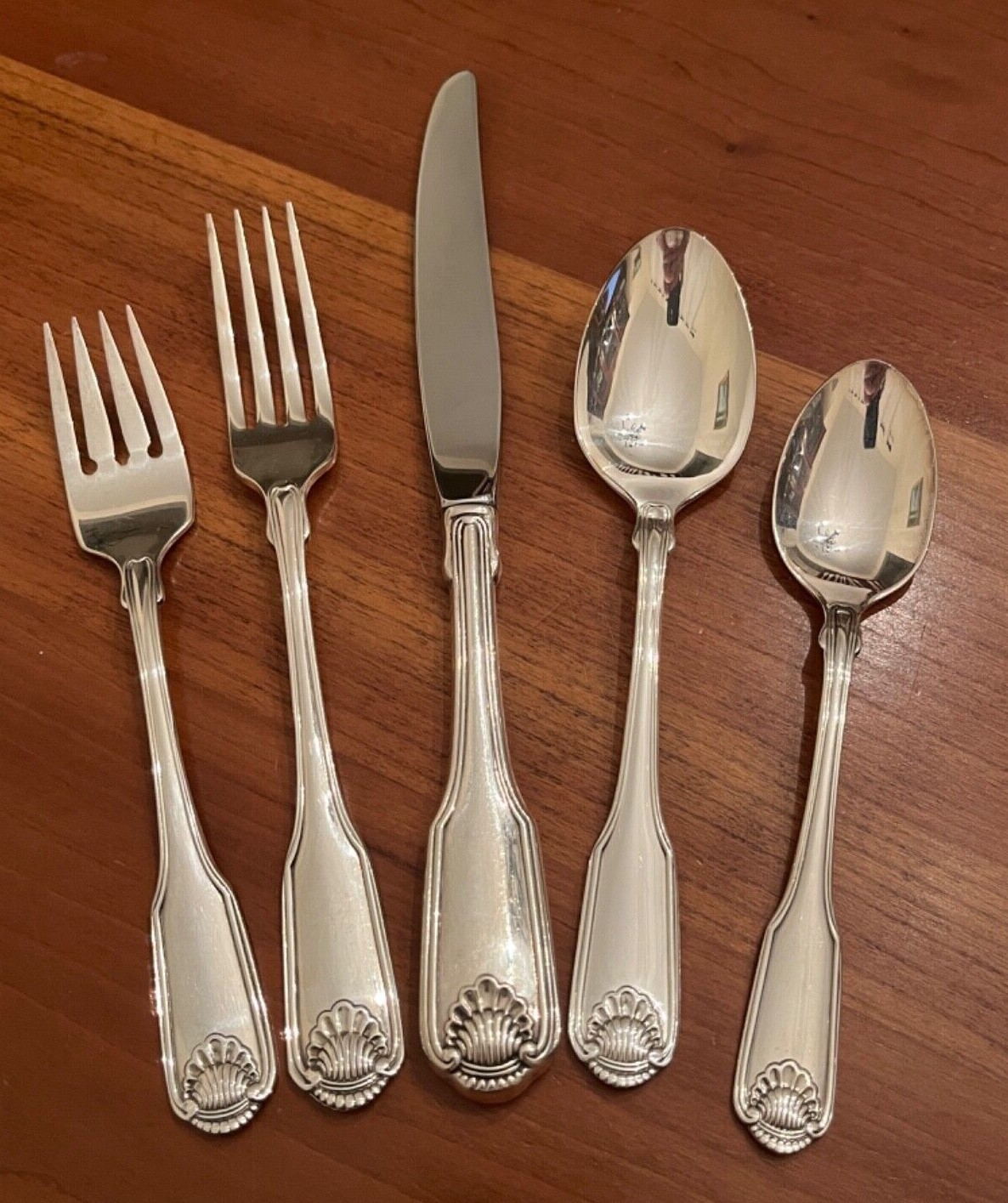 Oneida Heirloom Cube Community SILVER SHELL Silverplate Flatware - Choice gallery