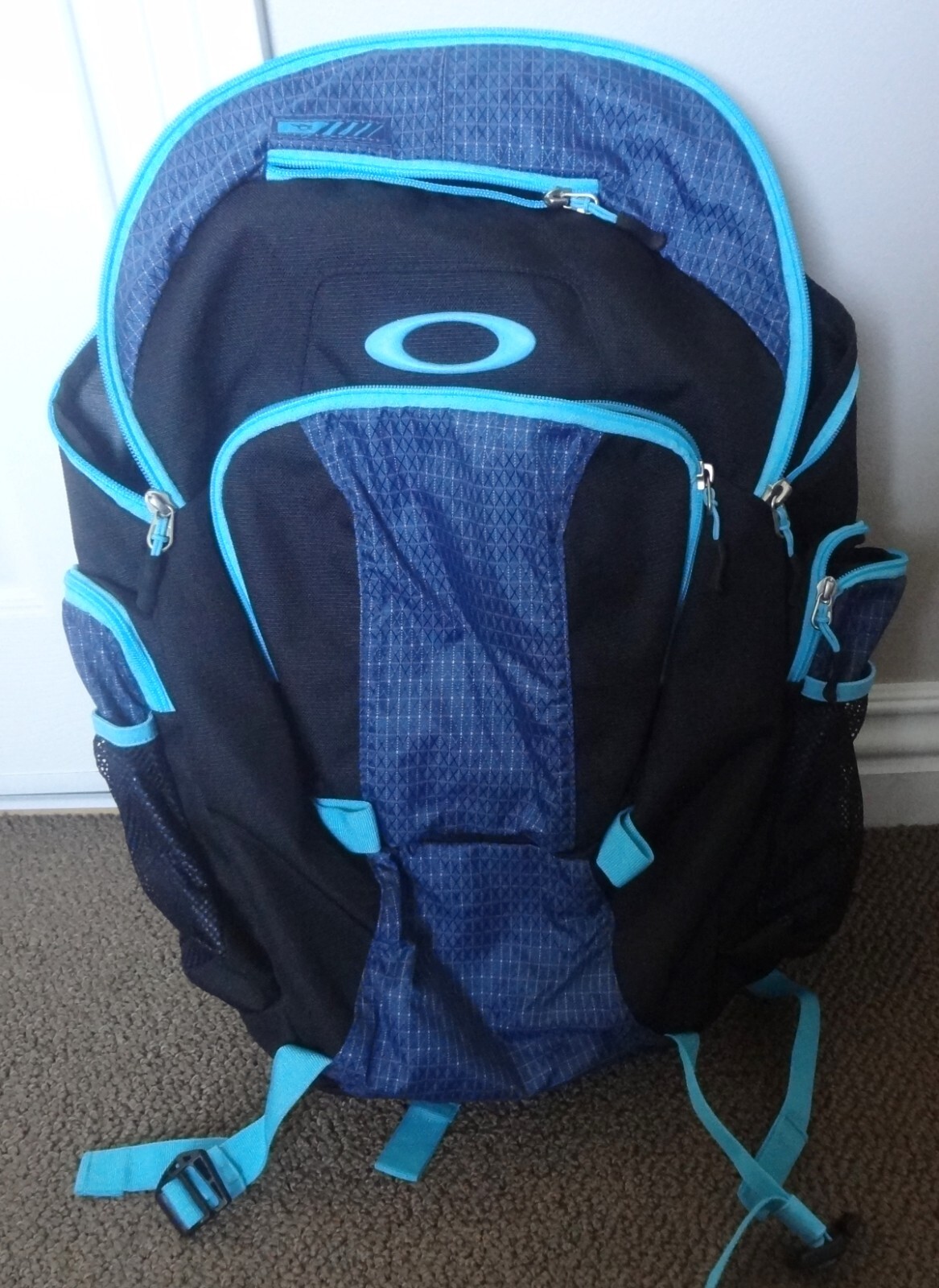 New Oakley Backpack Black Turquoise Blue