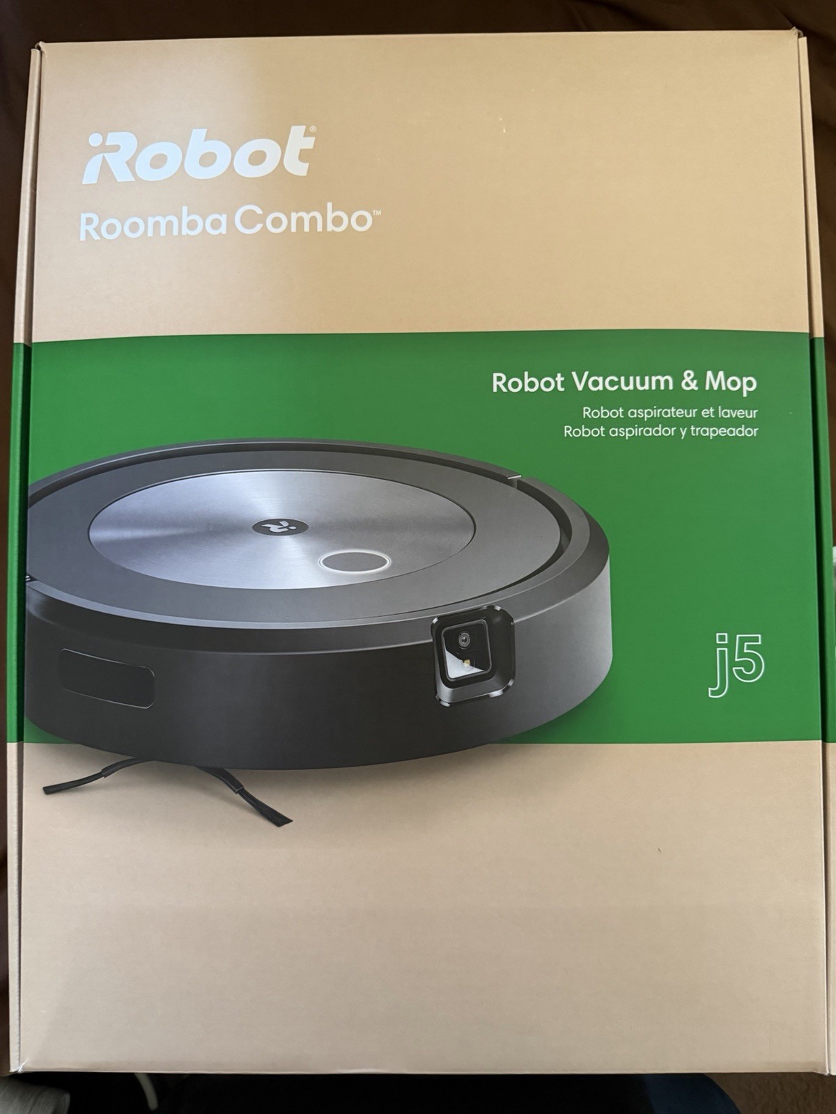 *NEW & SEALED* iRobot Roomba j5 Robotic Vacuum Cleaner - (J517020) gallery