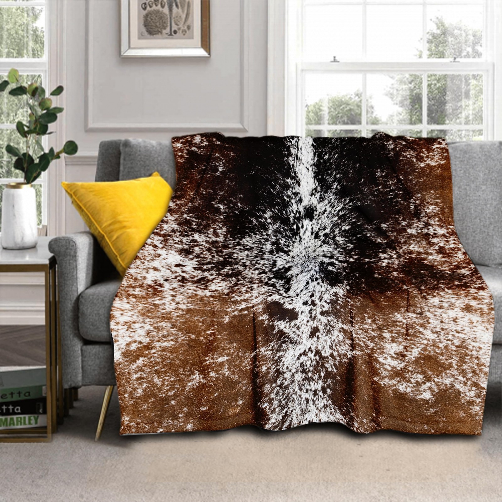 Cow Print Blanket Soft Flannel Lightweight Cowhide Western Throw Blanket Cozy... gallery