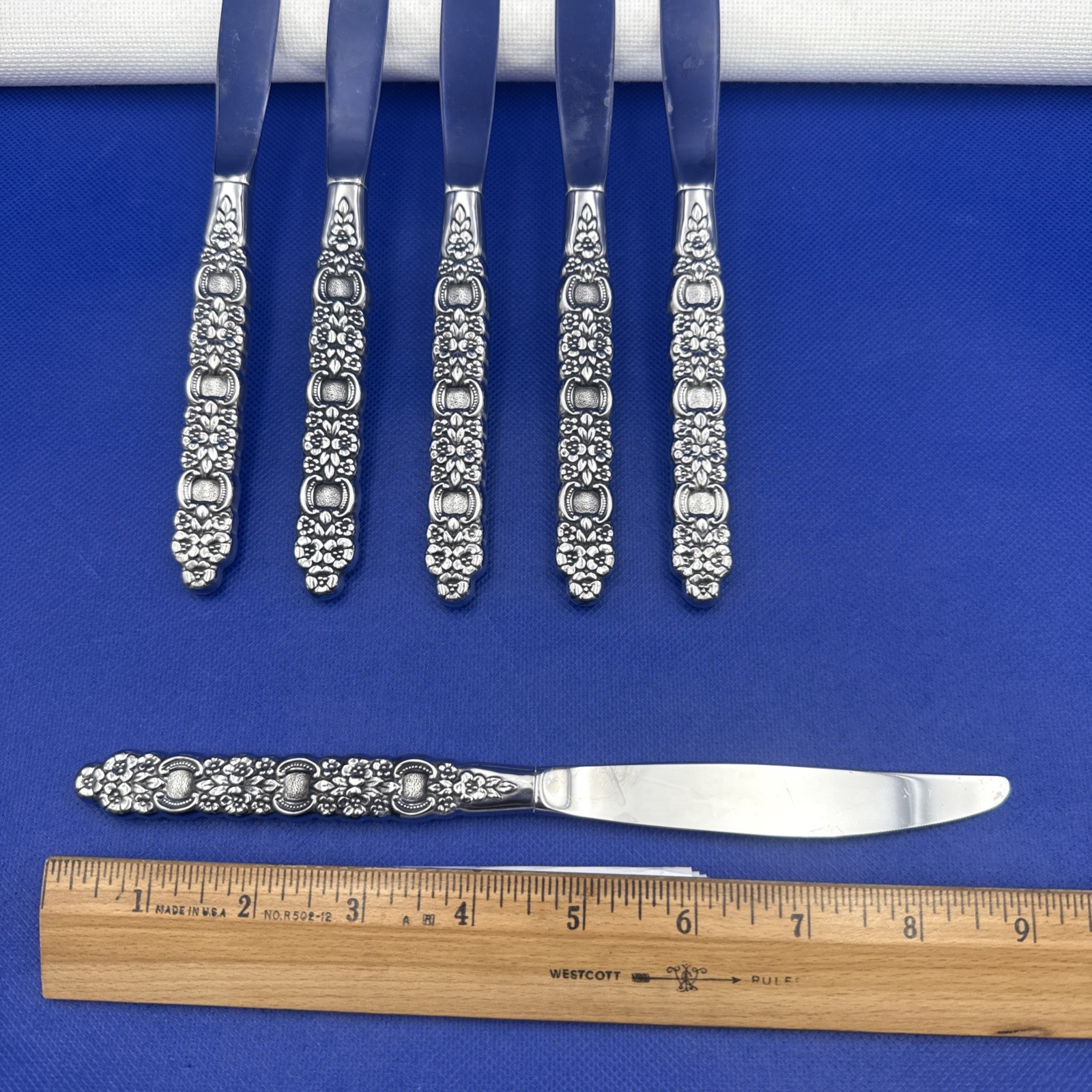 Oneida Community VIOLA VOILA Stainless Dinner Knife Glossy Silverware Flatware gallery
