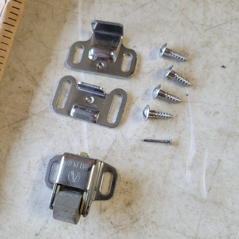 Rare Amerock E9710 Cabinet Hardware Catch NOS Lot of 17 Vintage USA gallery