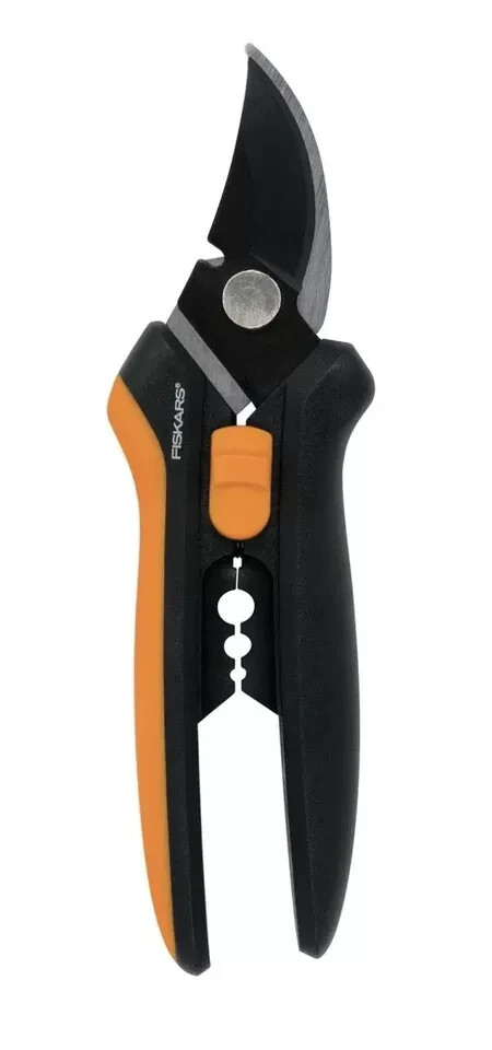 Fiskars Light Floral Pruner, NEW #9926 - Full Lifetime Warranty! gallery