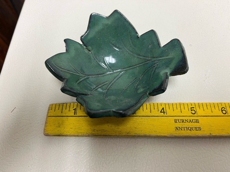 Ceramic Maple Leaf Dish Green 4.5”W Made In USA 5/23/25 C gallery