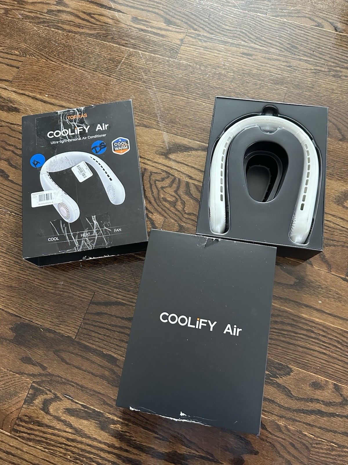 Open Box TORRAS COOLiFY Air Neck Air Conditioner 5000mAh - Golden White NO CHARG gallery