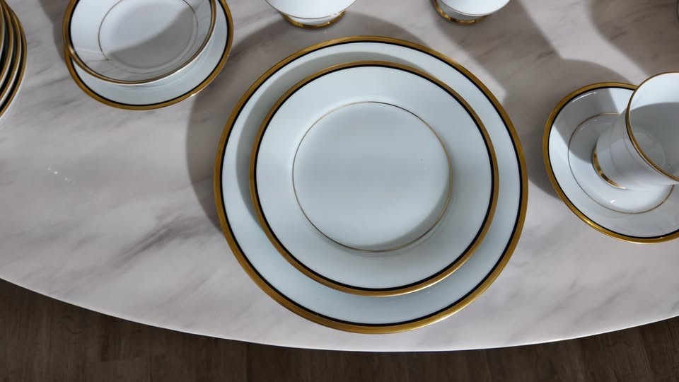 Noritake Elysee White/Gold Rim Fine China. Complete 99 piece set for 12 gallery