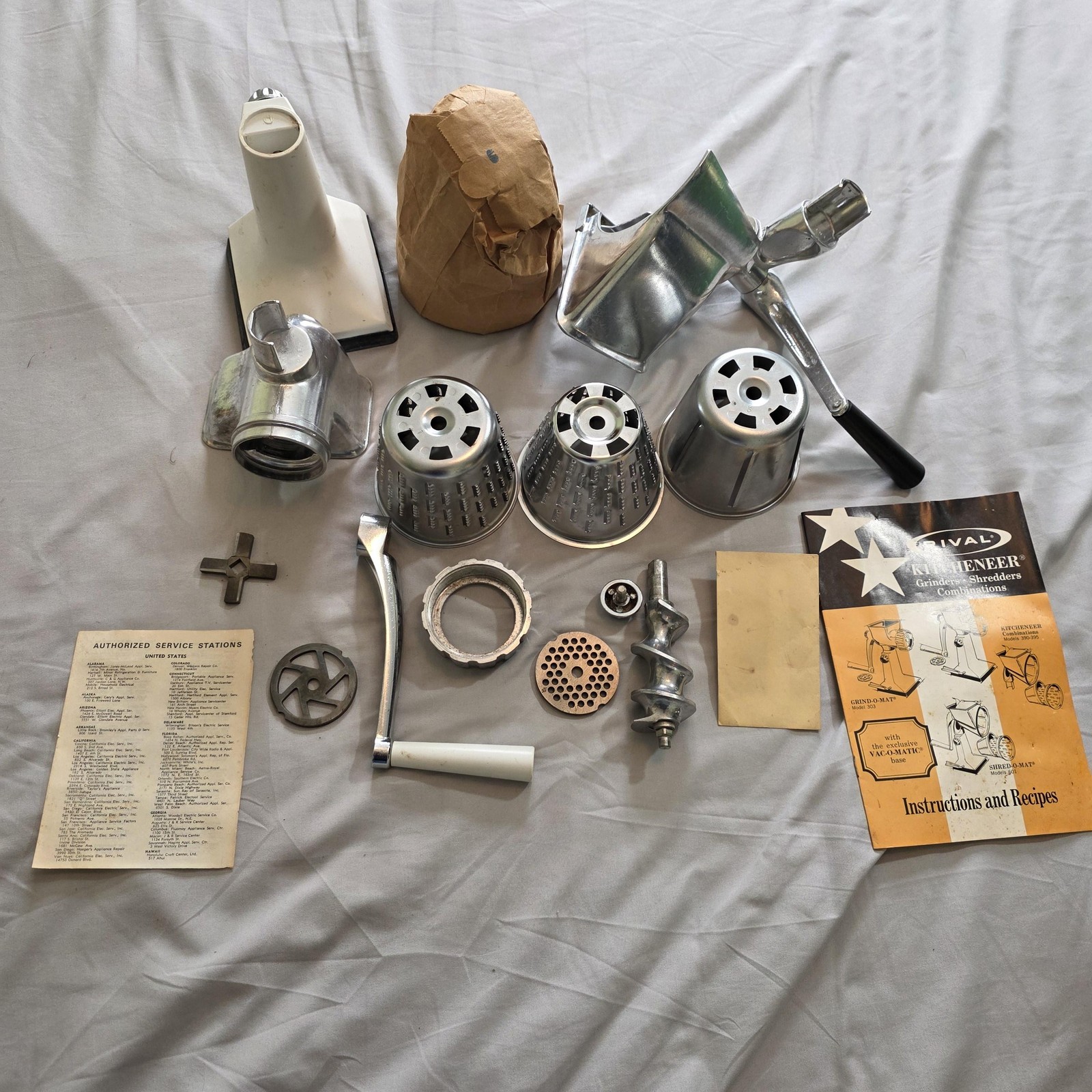 Vintage Rival Grind-O-Mat Shred-O-Mat Meat Grinder 395 W Manual Cones Set OG Box gallery