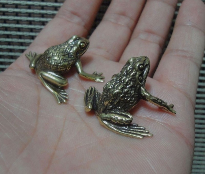 Vintage Style Pair Solid Brass Copper Cute Toad Frog Statues for Garden Decor gallery