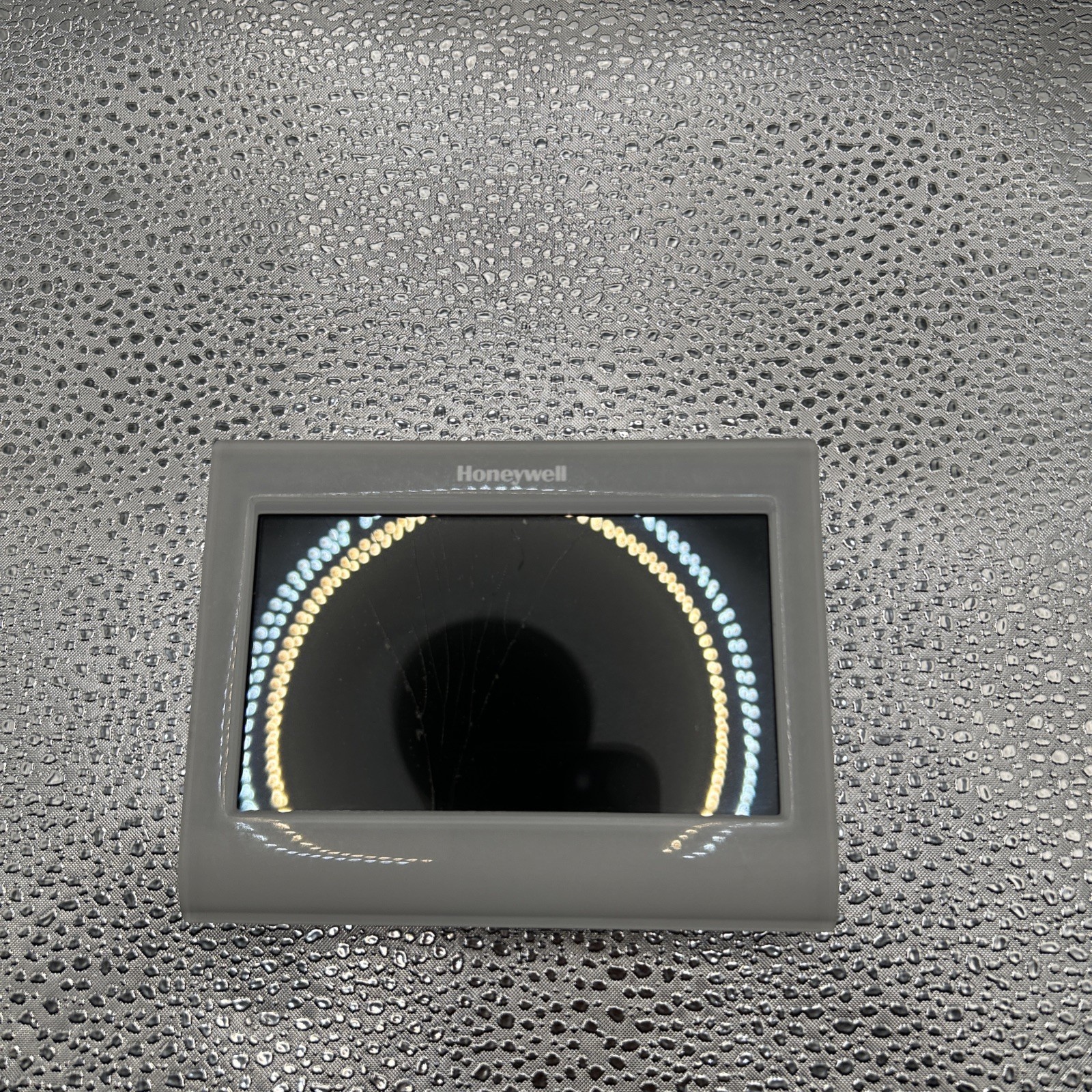 Honeywell Wi-Fi 9000 7-Day Programmable Thermostat (TH9320WF5003) gallery