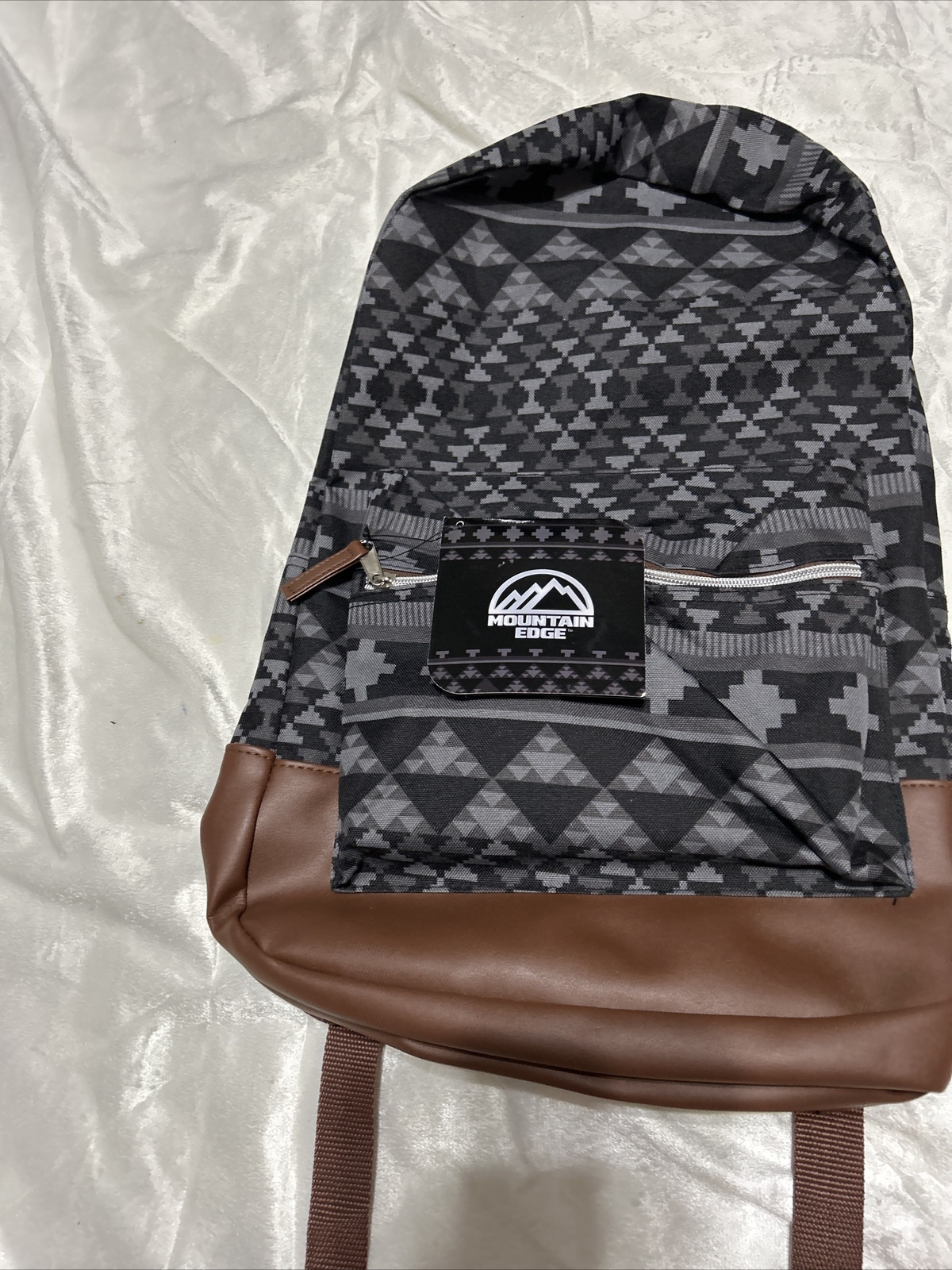 NWT Mountain Edge Back Pack  4