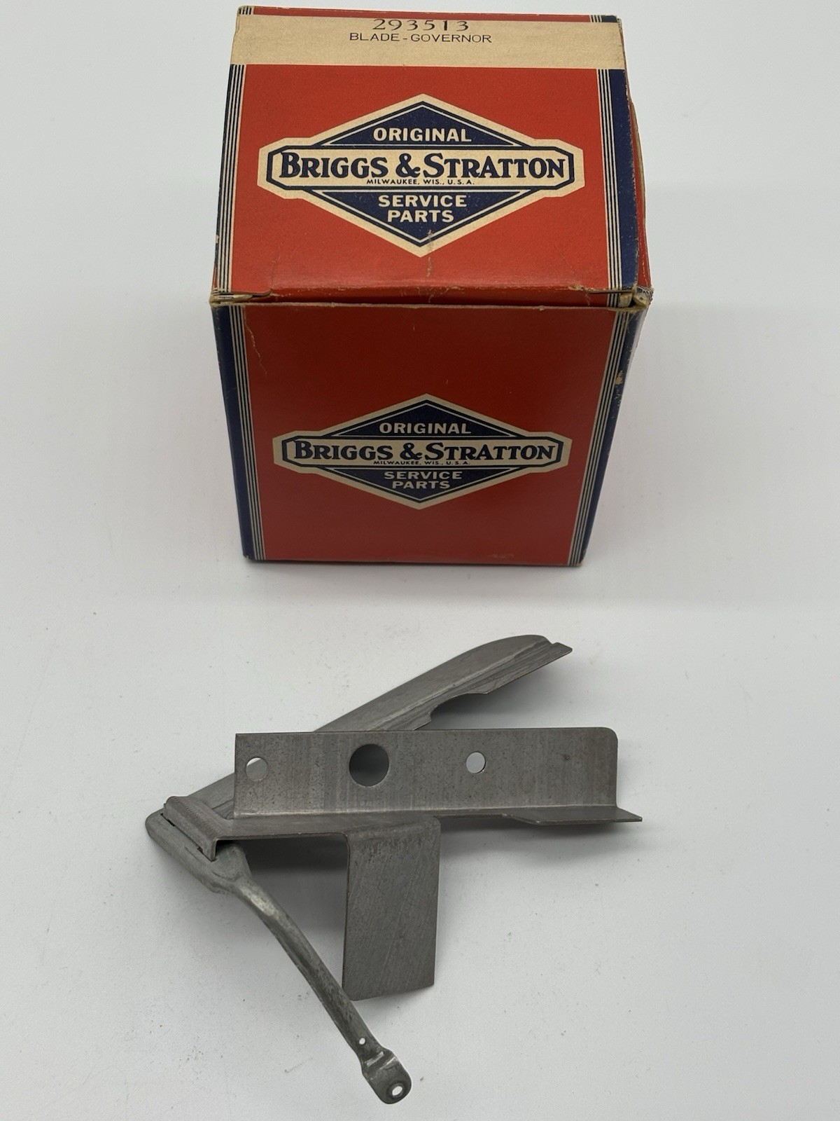 NOS Briggs & Stratton OEM 293513 Governor Blade gallery