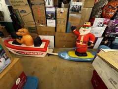 Customized Animated Air blown Inflatable Bass Pro Shop Water Skiing Santa ￼