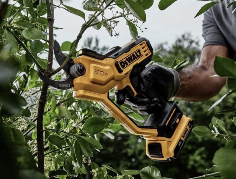 DEWALT DCPR320B 20V MAX Cordless Pruning Shears Bare Tool Only gallery