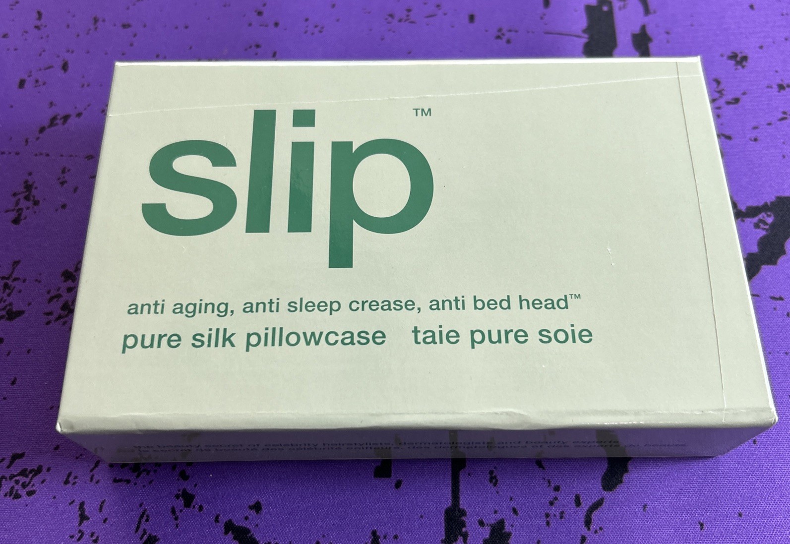 Slip WINTERGREEN QUEEN ZIPPERED PILLOWCASE WITH LACE TRIM gallery