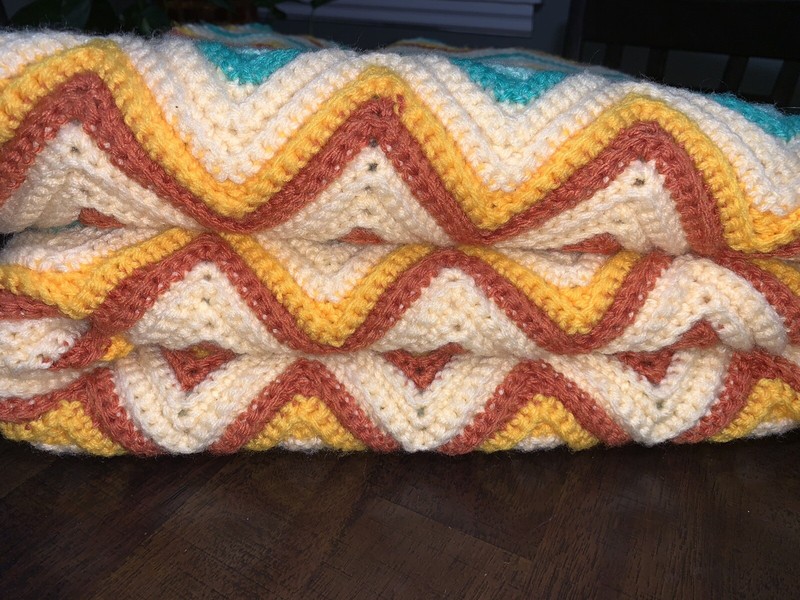 Throw Blanket Crochet Afghan Hand Made LIKE NEW 4’x 6’ VERY CLEAN large VINTAGE￼ gallery