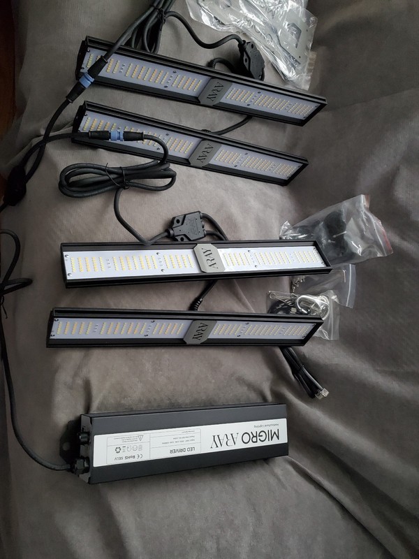 Migro Array 4 250W Grow Light - Lightly Used gallery