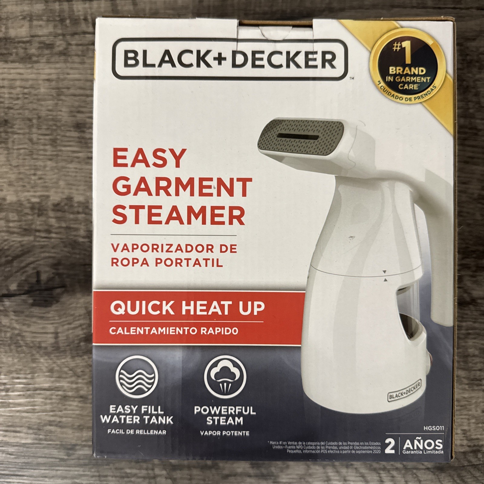 Black & Decker Easy Garment Steamer Quick Heat Up White BRAND NEW gallery