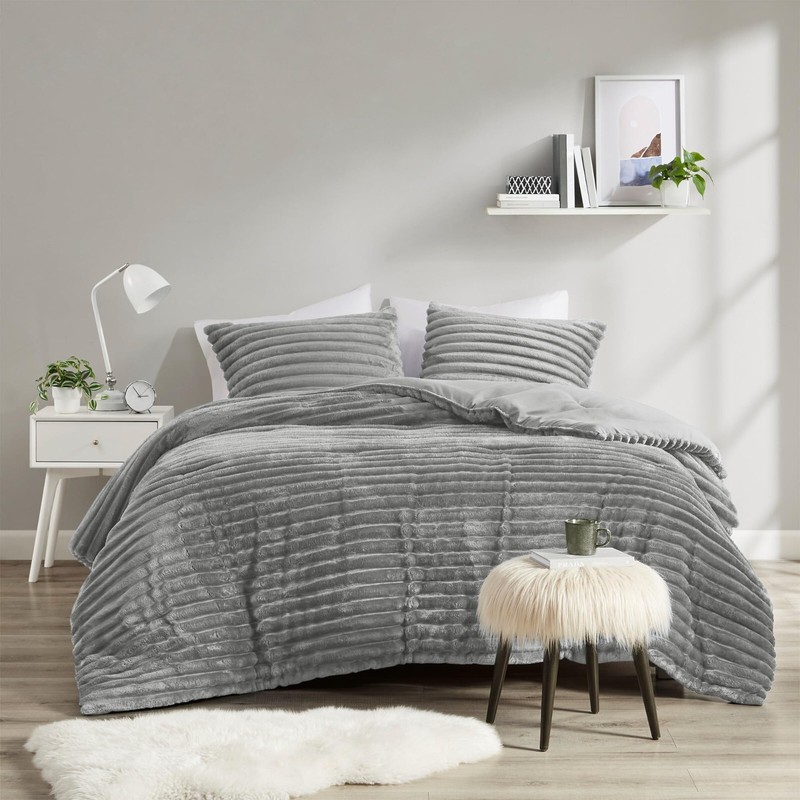 Plush Bedding Reverse Lightweight Velvet Comforter Set Queen King Bed Set 3Piece gallery