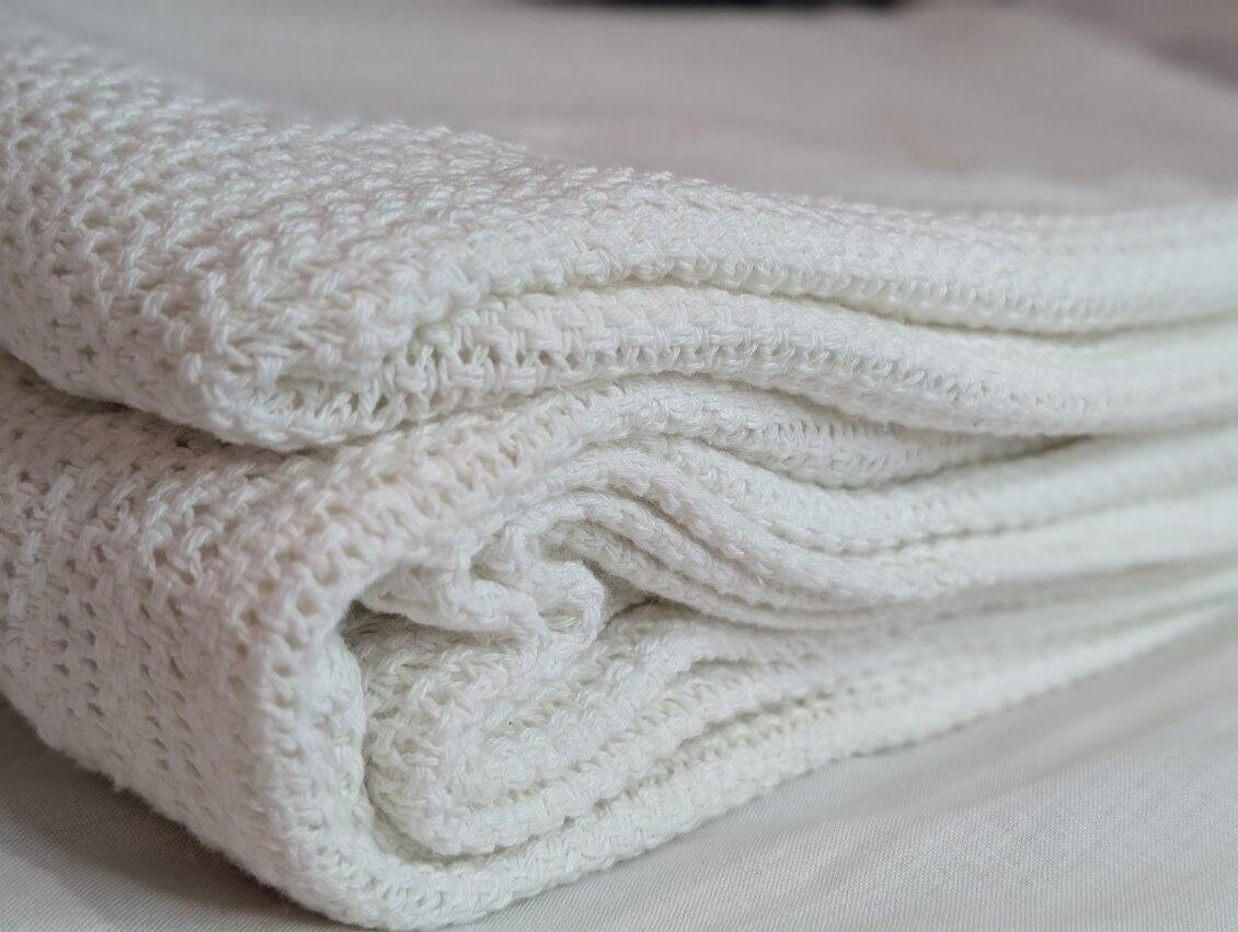 100% Cotton Knit throw Blanket – Soft, Breathable & Lightweight – Cream White gallery