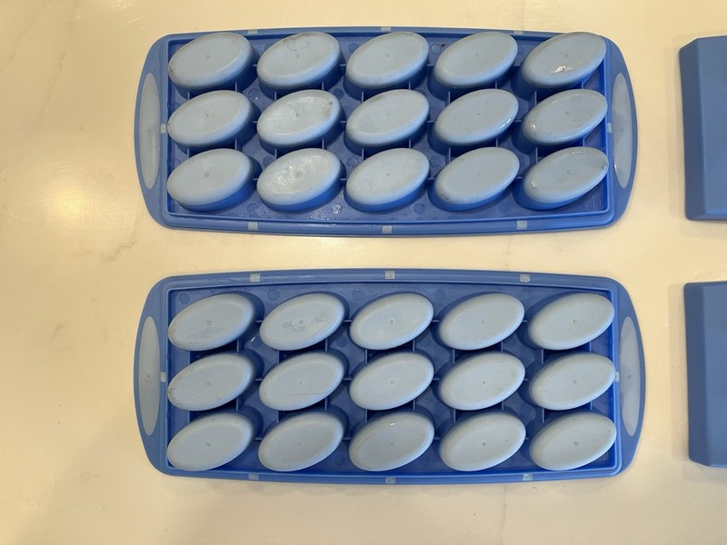 ORKA Silicone & Plastic Ice Cube Stackable Mold Tray Covers/ Lids Easy Removal gallery