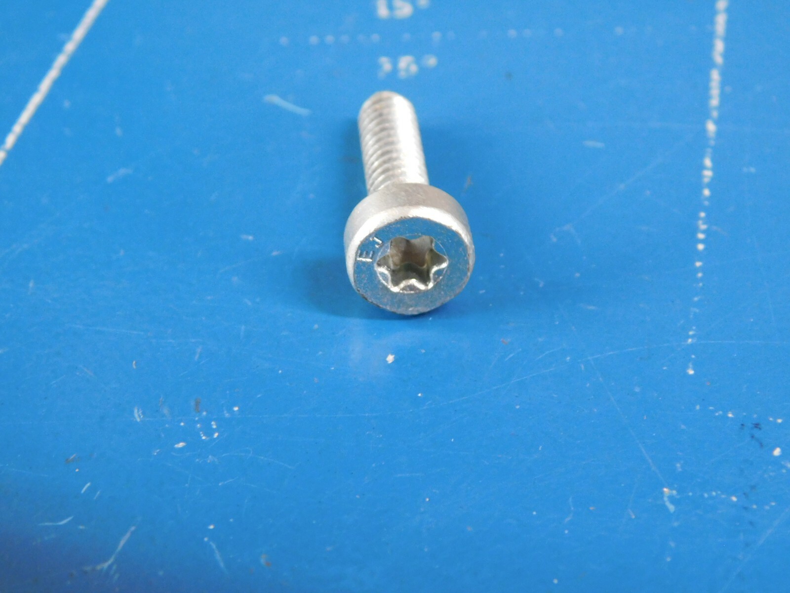 PAN HEAD SELF-TAPPING SCREW IS-D5X20 ( T27 ) # 9075 478 4136 FOR STIHL-- DR. 49 gallery