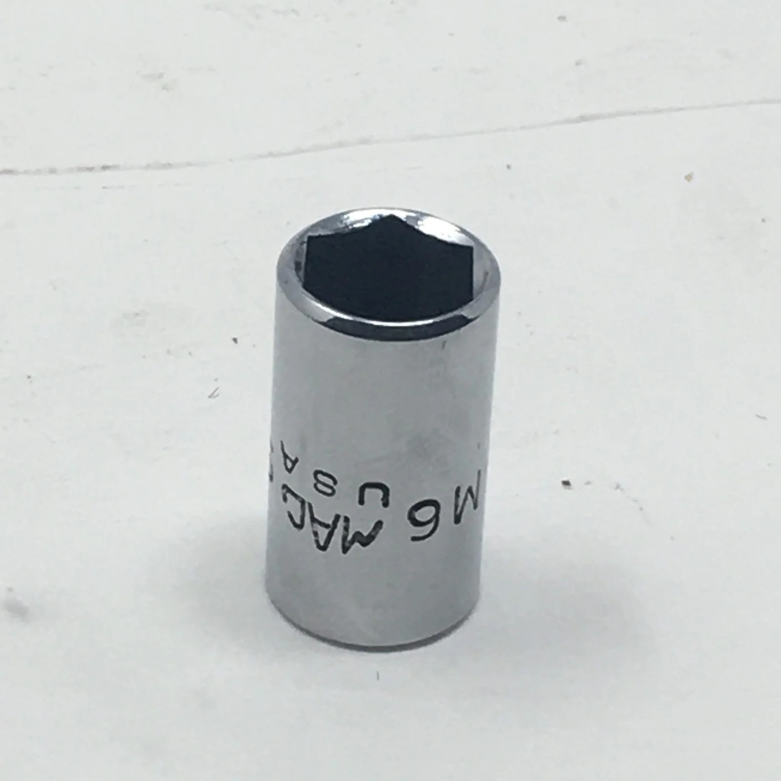 MAC M69mm 9mm 1/4" Drive Chrome Shallow 6-Point Socket (Condition) gallery
