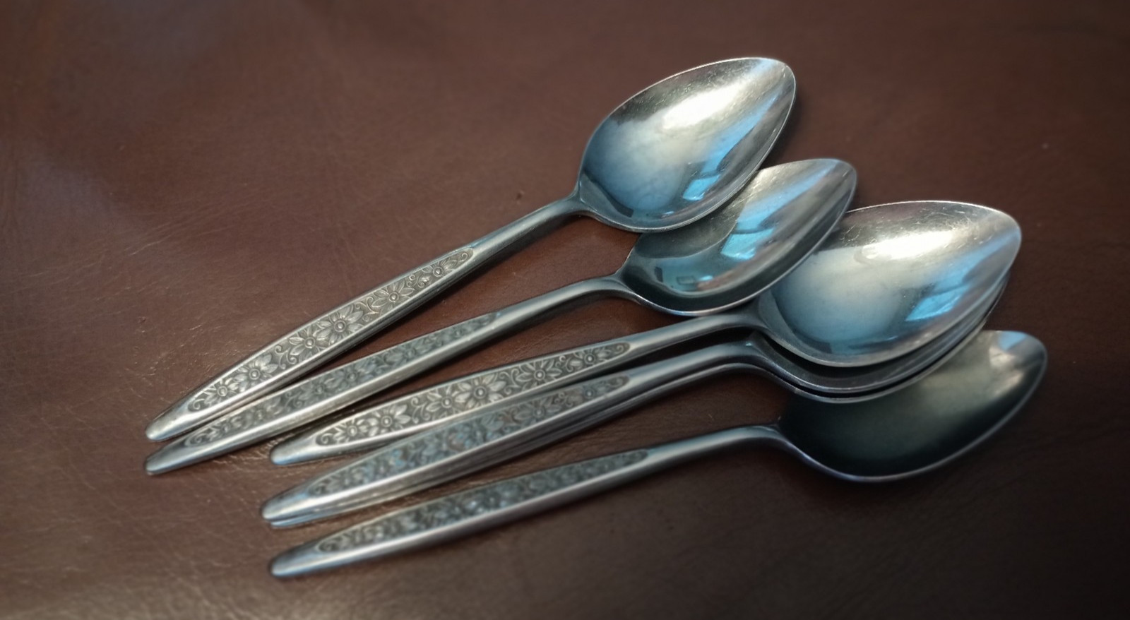 EHP EKCO NICOLE STAINLESS TEASPOONS LOT 6 PC gallery