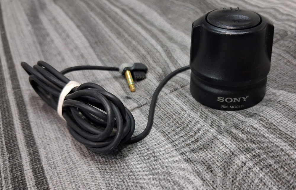 Sony Car Remote Commander Control RM-MC24C Works