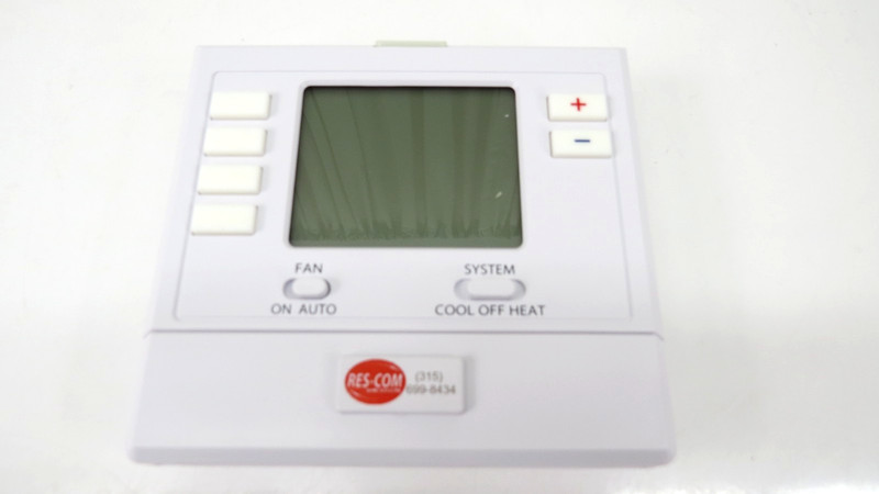 Pro1 T715 Programmable Thermostat Multi-Stage Gas 2 Heat 2 Cold 7 Day 5/1/1 gallery